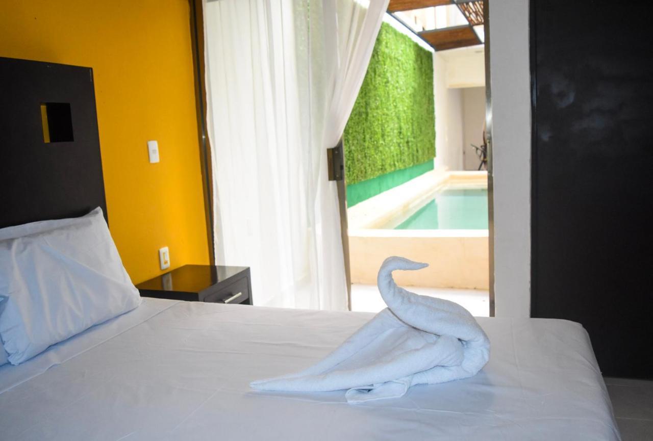 Ocean Front Boutique Hotel Плая дел Кармен Екстериор снимка